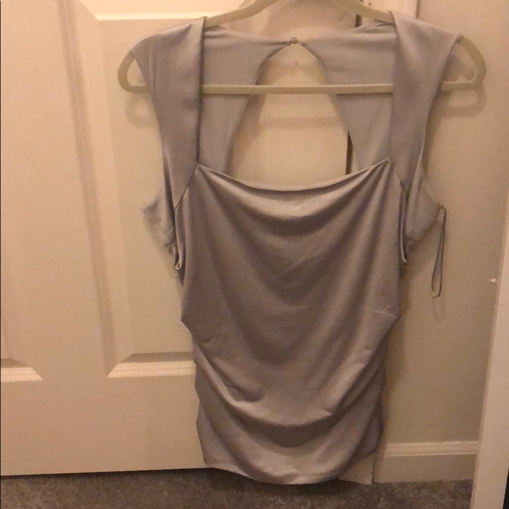 Top - Picture 2 of 2
